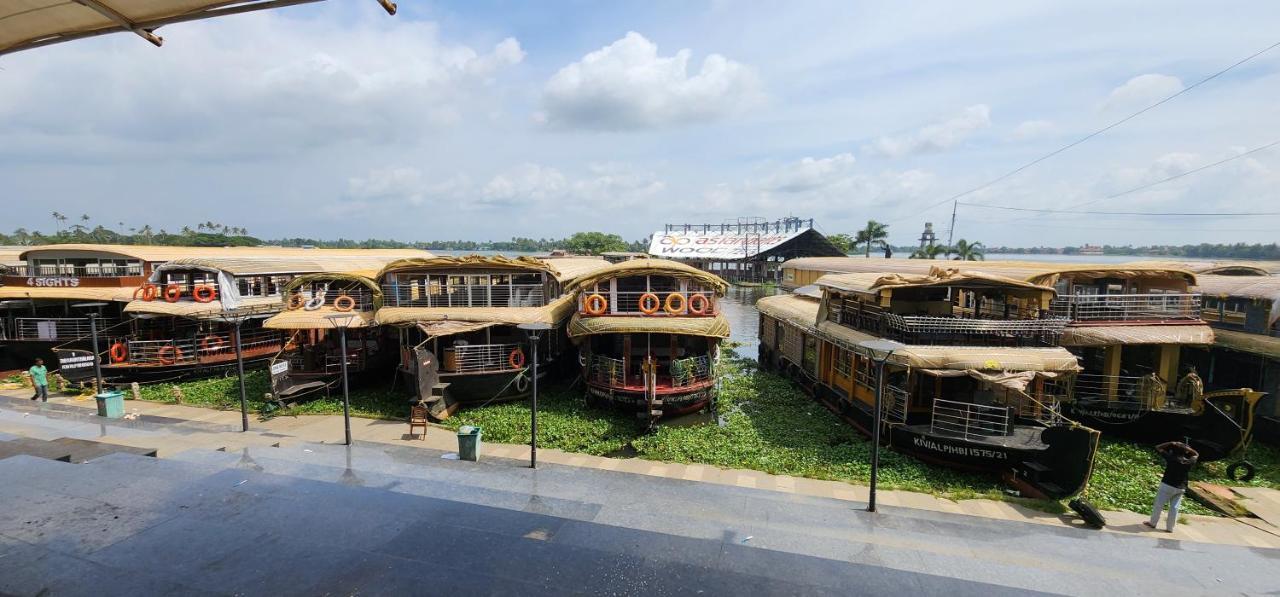 'Marari Johns Homestay' Mararikulam, Alappuzha Экстерьер фото